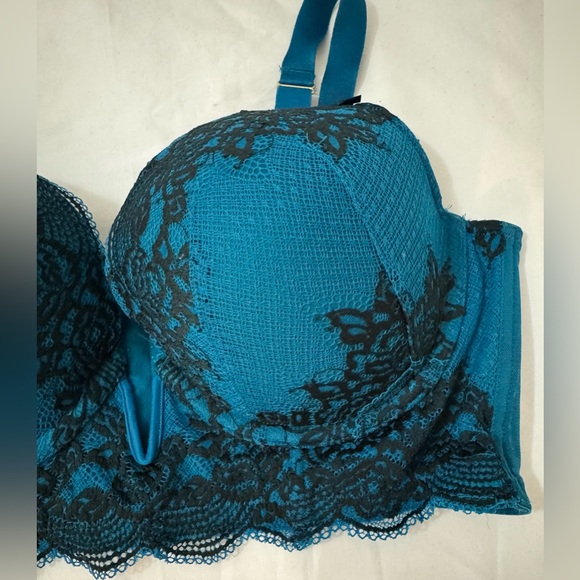 Cacique Boost Plunge Blue Lace Bra Size 38DD - Picture 3 of 8